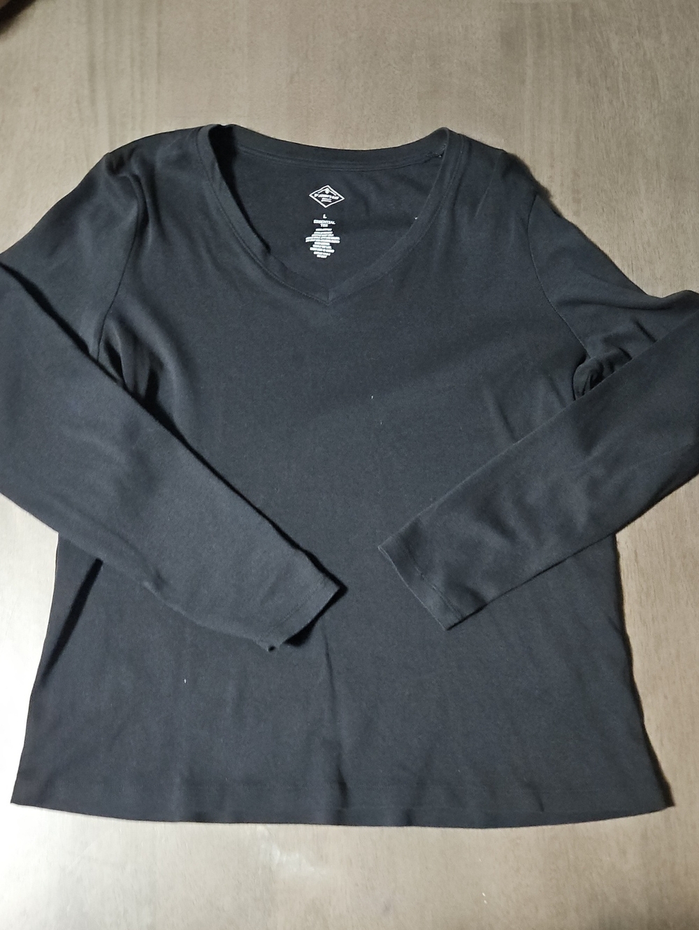 St. John's Bay Black V-Neck Long Sleeve Tee